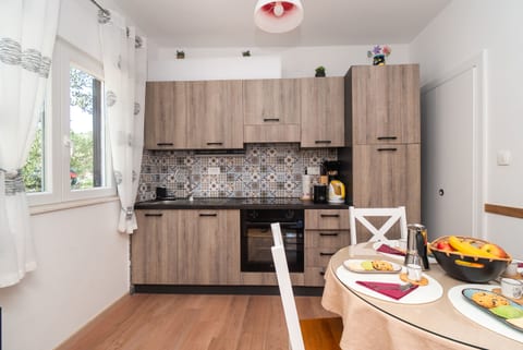 House Mirna - Unit 375935-13