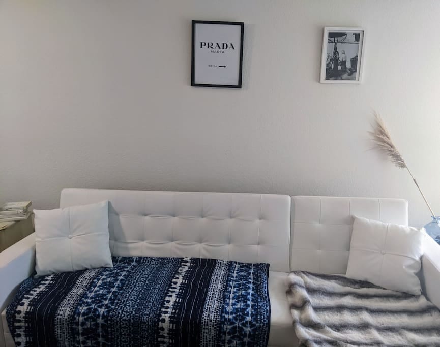 Comfy sofa + chaise + sofa bed for two guests