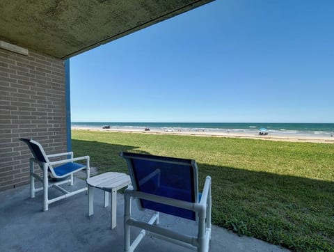Island House Beachfront Condo Steps From the Beach