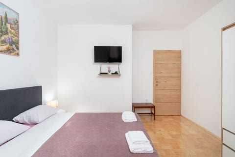 Apartments Lucija - Unit 375938-13