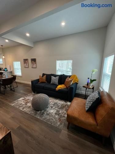 Steps to Trolley #11: Renovated Home w/ EV Charger
