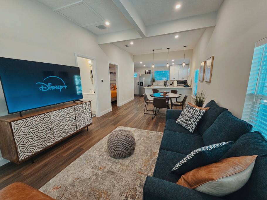 Living room Living room - Steps to Trolley #11, Tesla Charger, Walk Downtown - St. Augustine