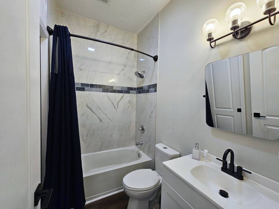 Bathroom #2 Bathroom #2 - Steps to Trolley #11, Tesla Charger, Walk Downtown - St. Augustine