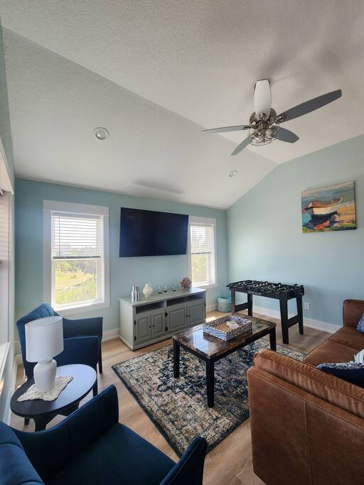 BRAND NEW beach cottage | Water Views | Beach Gear