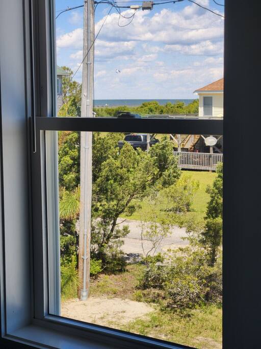 BRAND NEW beach cottage | Water Views | Beach Gear