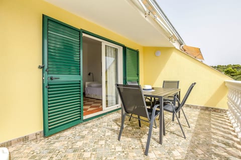 Apartments Josipa - Unit 375912-13