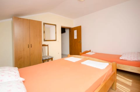 Apartments Josip - Unit 375986-13