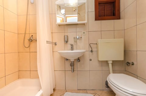 Apartments Josip - Unit 375987-13