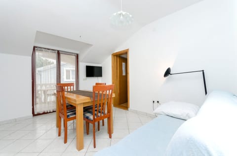 Apartments Josip - Unit 375987-13