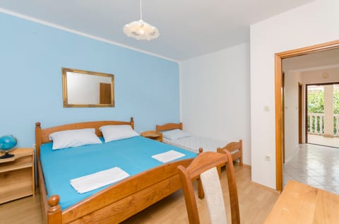 Apartments Josip - Unit 375988-13