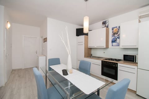 Apartments Petar - Unit 209751-5