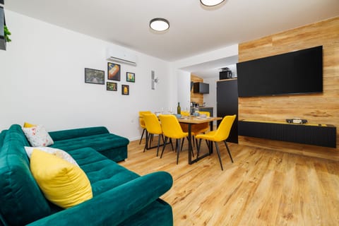 House Scaena - Unit 376019-13