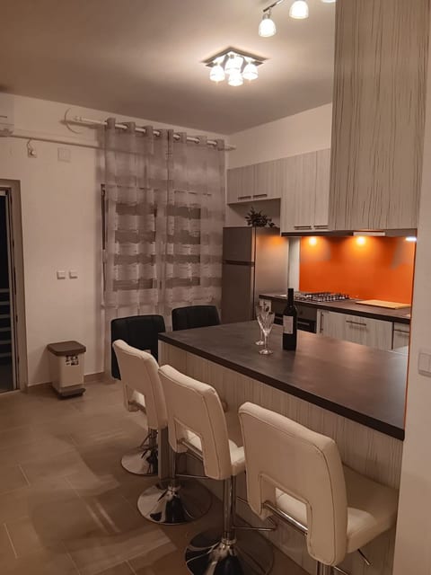 Apartment Marinko - Unit 376014-13