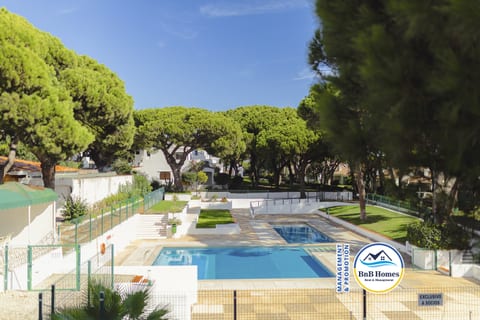 BnB Homes Falésia Beach Cozy Apartment with pools