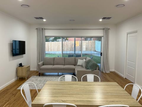 Turvey Townhouse