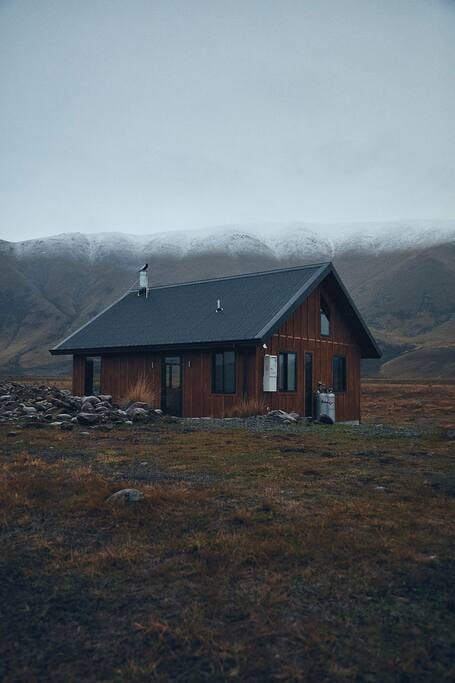 High Country Cabin. Secluded getaway near Twizel.