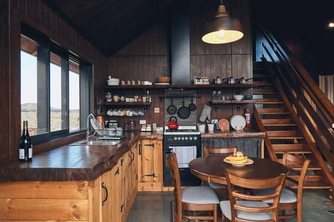 High Country Cabin. Secluded getaway near Twizel.
