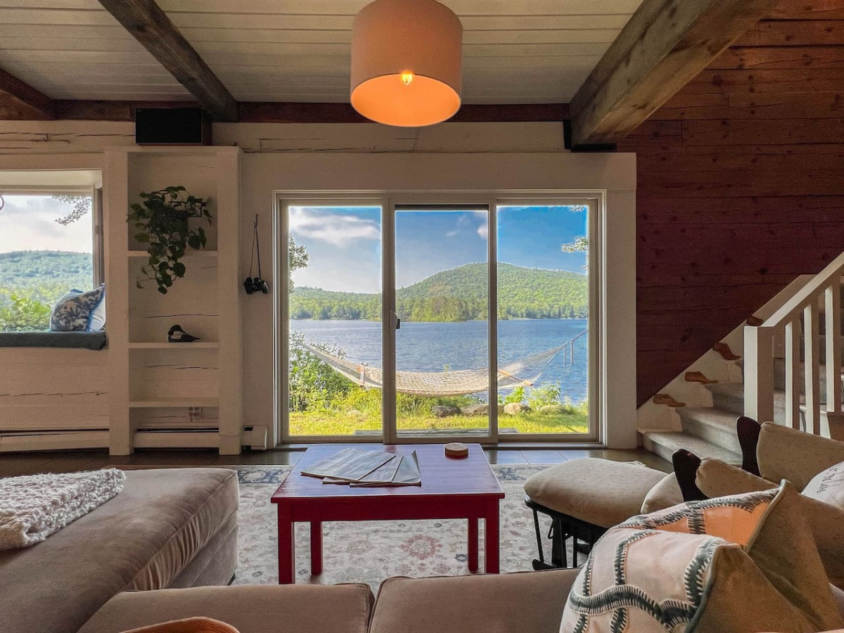 heartwood-or-lakeside-retreat-with-incredible-views/