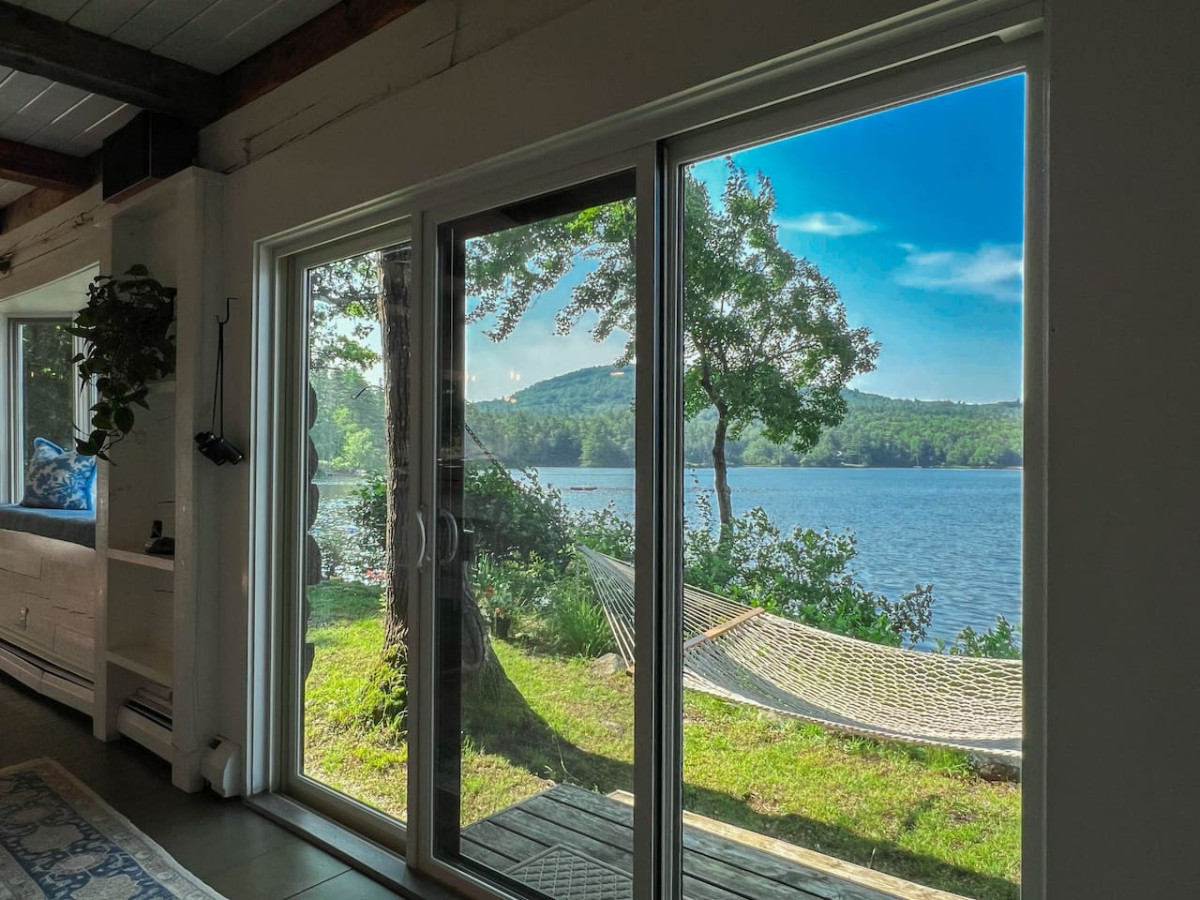 heartwood-or-lakeside-retreat-with-incredible-views/