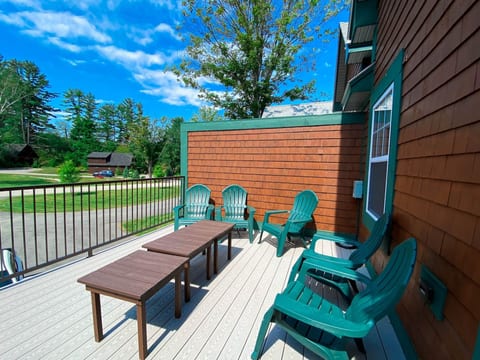 Luxe Mountain Home River, Cranmore and Downtown
