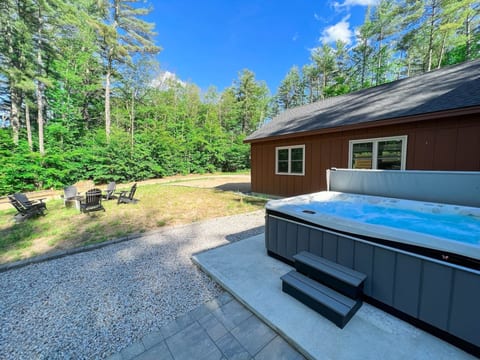Bear Mountain House | Luxury, Hot Tub, Fireplace