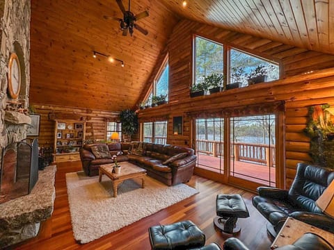 Perley Mills | Private Pond | Hot Tub | Theater