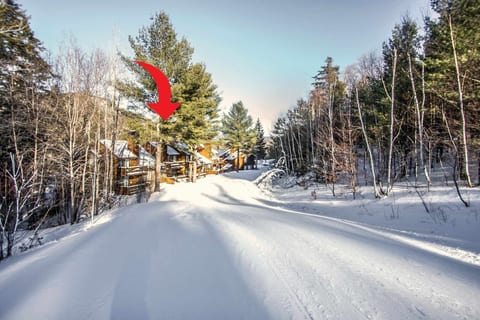 Mountainside @ Attitash | Central + Ski in/Ski out ⛷
