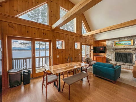 The Bellemark | Lakefront Cabin + Incredible Views