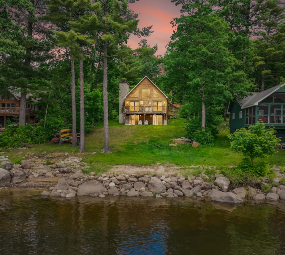 The Bellemark | Lakefront Cabin + Incredible Views - Fryeburg