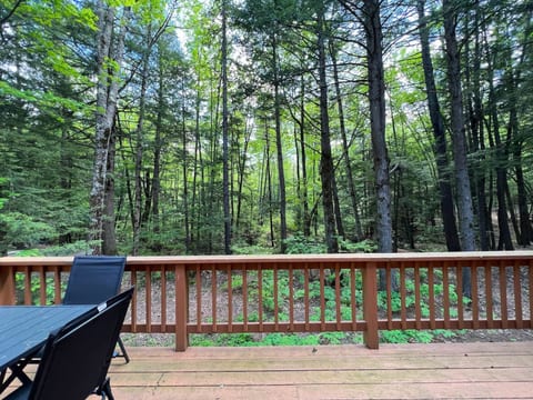 North Conway Mtn. Getaway | Incredible Location!