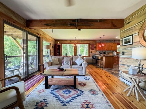 Pine Haven | Peaceful Nature Retreat on 10 Acres