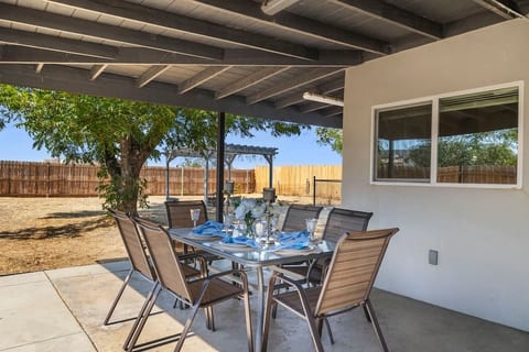 Patio dinning table