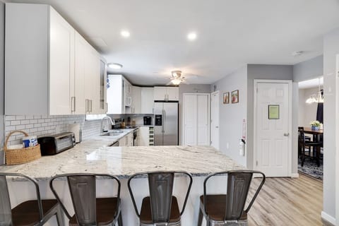 Lakefront home in Saw Creek Estates, Bushkill