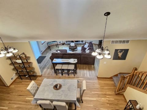 Poconos House - 4BR house in Saw Creek, Bushkill