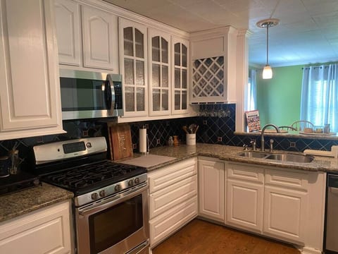 Experience the comforts of home with our kitchen.