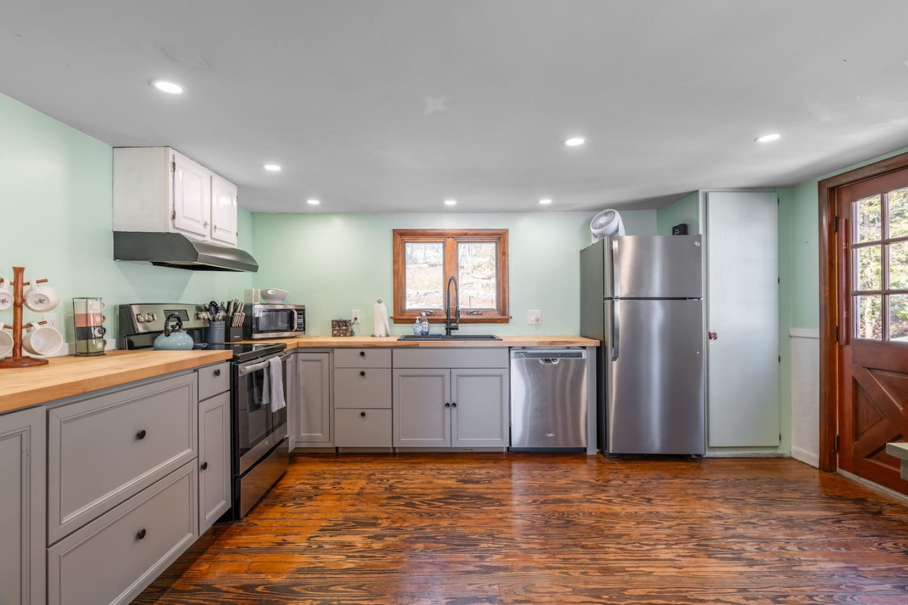 Brewer Lake Retreat | Remodeled 3BR Hideaway - Orrington