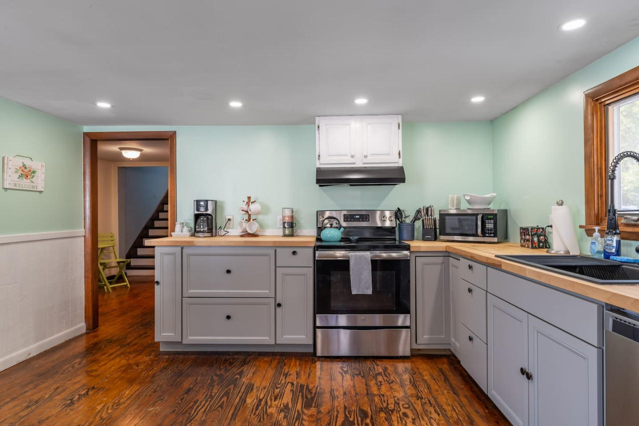 Brewer Lake Retreat | Remodeled 3BR Hideaway - Orrington