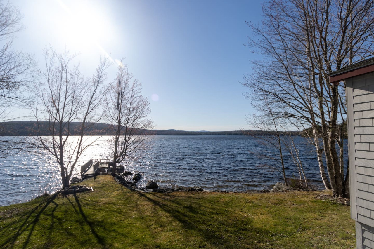 Brewer Lake Retreat | Remodeled 3BR Hideaway - Orrington