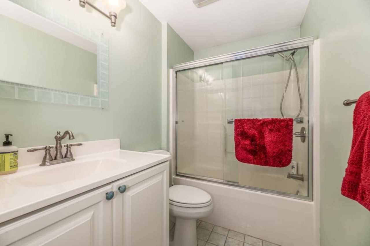 Unwind at Davis Pond | Family-friendly | Sleeps 6 - Holden