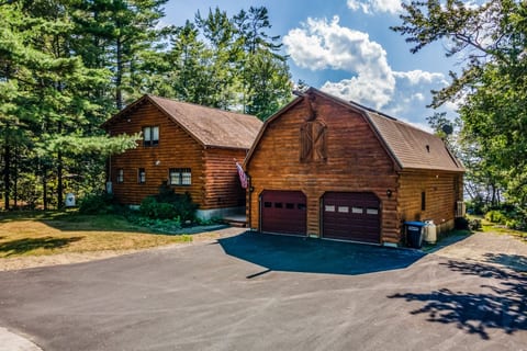 Modern Lakefront Cabin | Hot Tub | Stunning Views