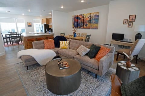 Modern 3BR Ski Retreat | Mountain Views & Garage