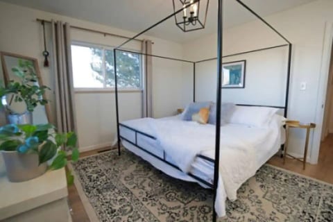 Nine Mile Ranch | 4BR, Views, Office, Fireplace