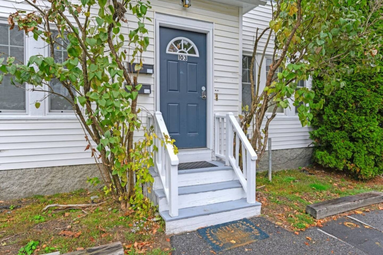 convenient-saco-apartment:-king-bed-and-free-parking/