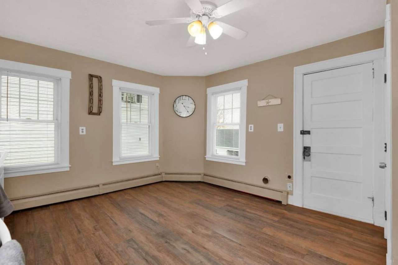 convenient-saco-apartment:-king-bed-and-free-parking/