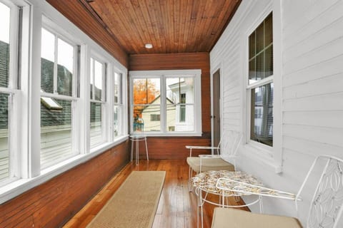 Convenient Saco Apartment: King Bed & Free Parking