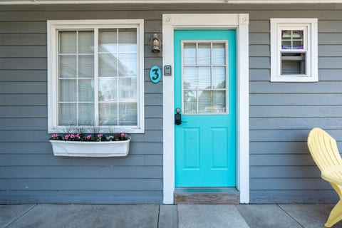 Chic Beach Getaway Motel in Old Orchard