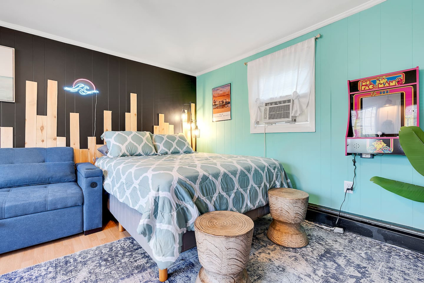 Chic Beach Getaway Motel in Old Orchard