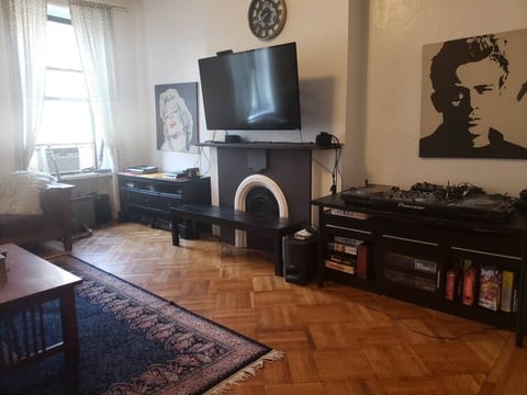 Full (Double) Bed in East Village