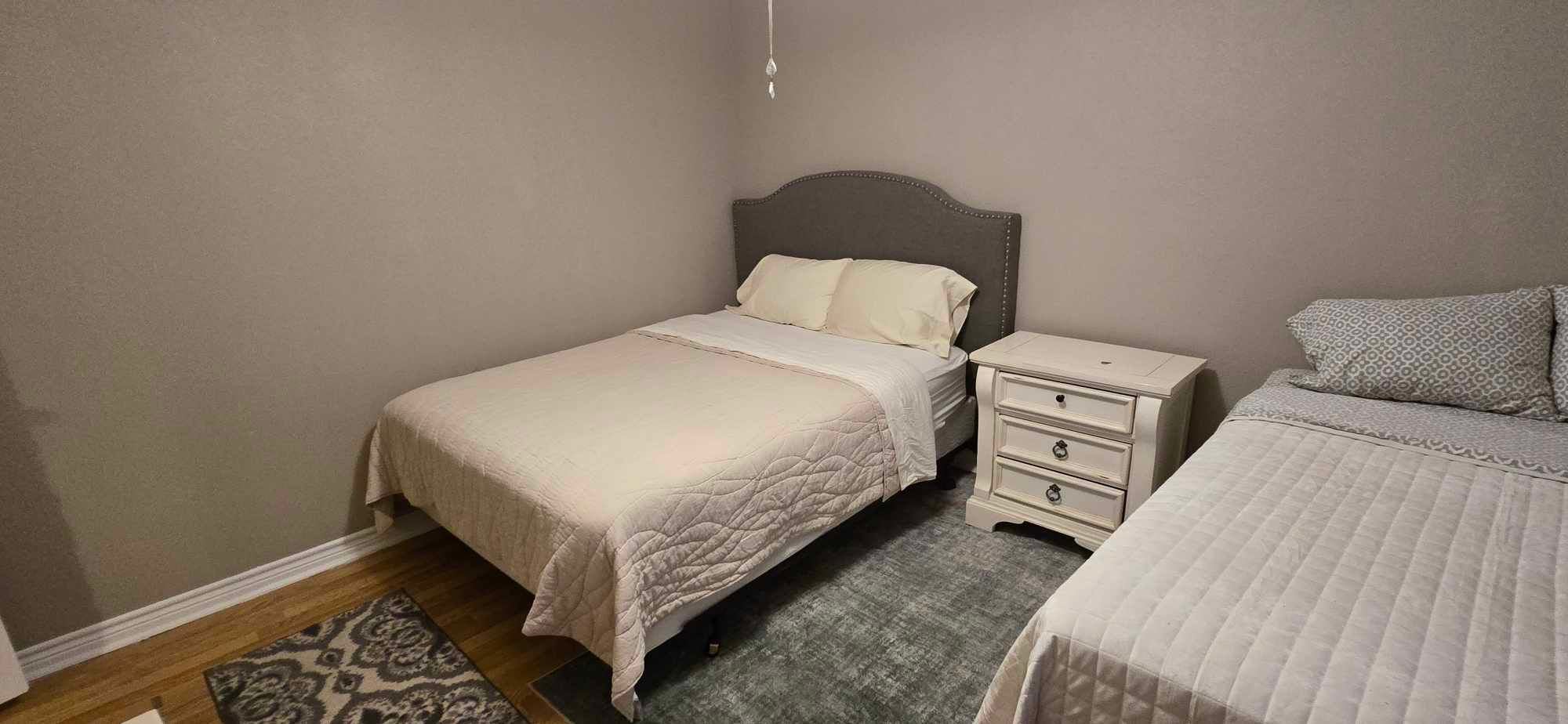 4-bedroom-retreat-w-modern-comforts-local-charm/