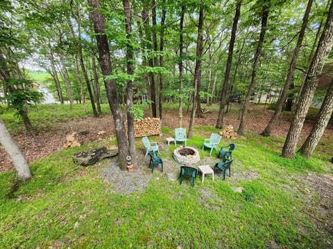 Poconos Cabin with EV Charger